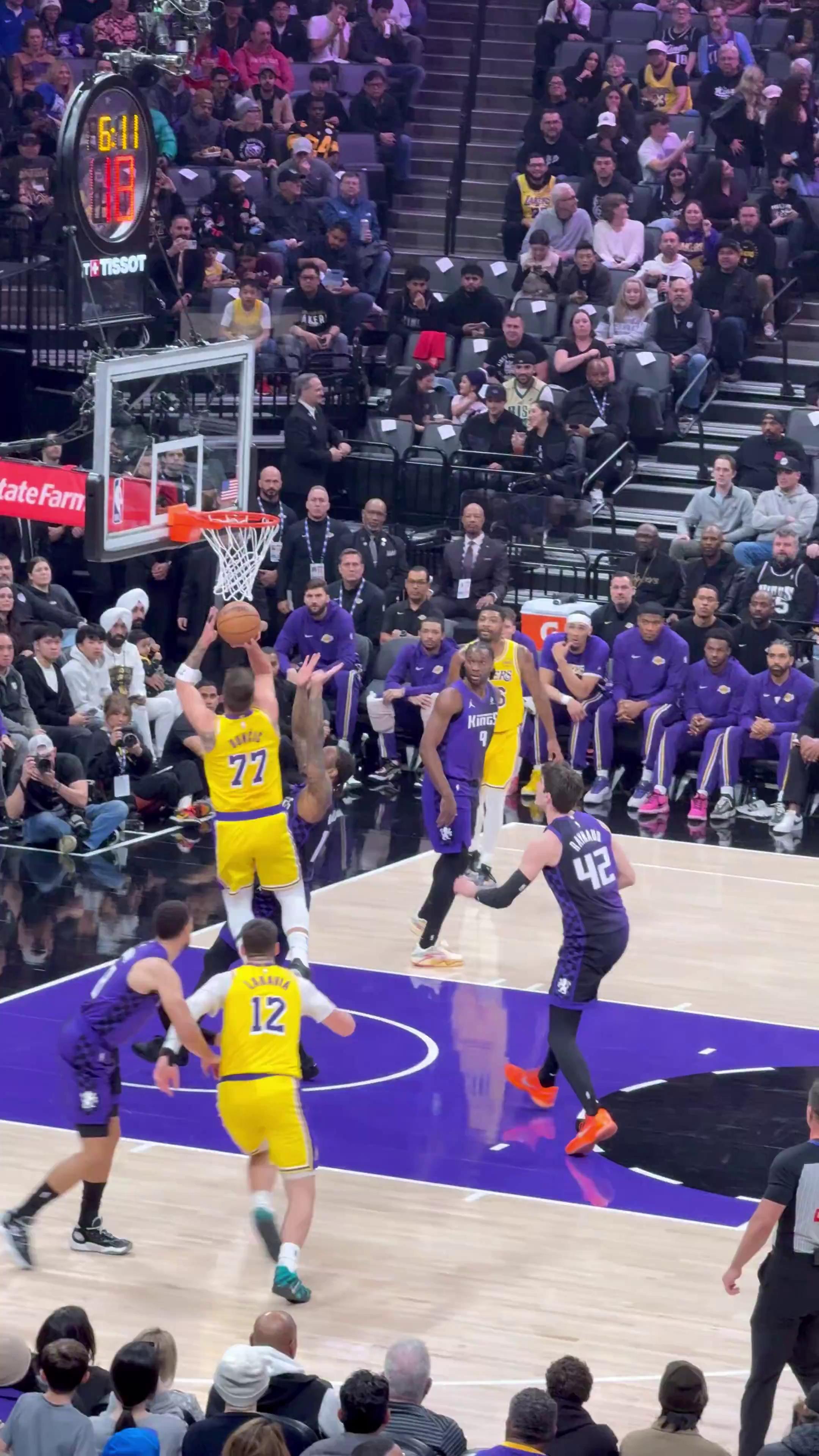 东契奇在西班牙队比赛中突破纪录,赛况扑朔迷离引发热议!的简单介绍 东契奇在西班牙队比赛中突破纪录,赛况扑朔迷离引发热议!的简单介绍