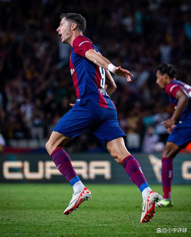 梅西巅峰对决,莱万多夫斯基与50激战勇士分钟,绝杀胜负难料!的简单介绍 梅西巅峰对决,莱万多夫斯基与50激战勇士分钟,绝杀胜负难料!的简单介绍